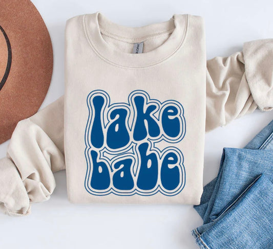 Lake Babe Print Crew